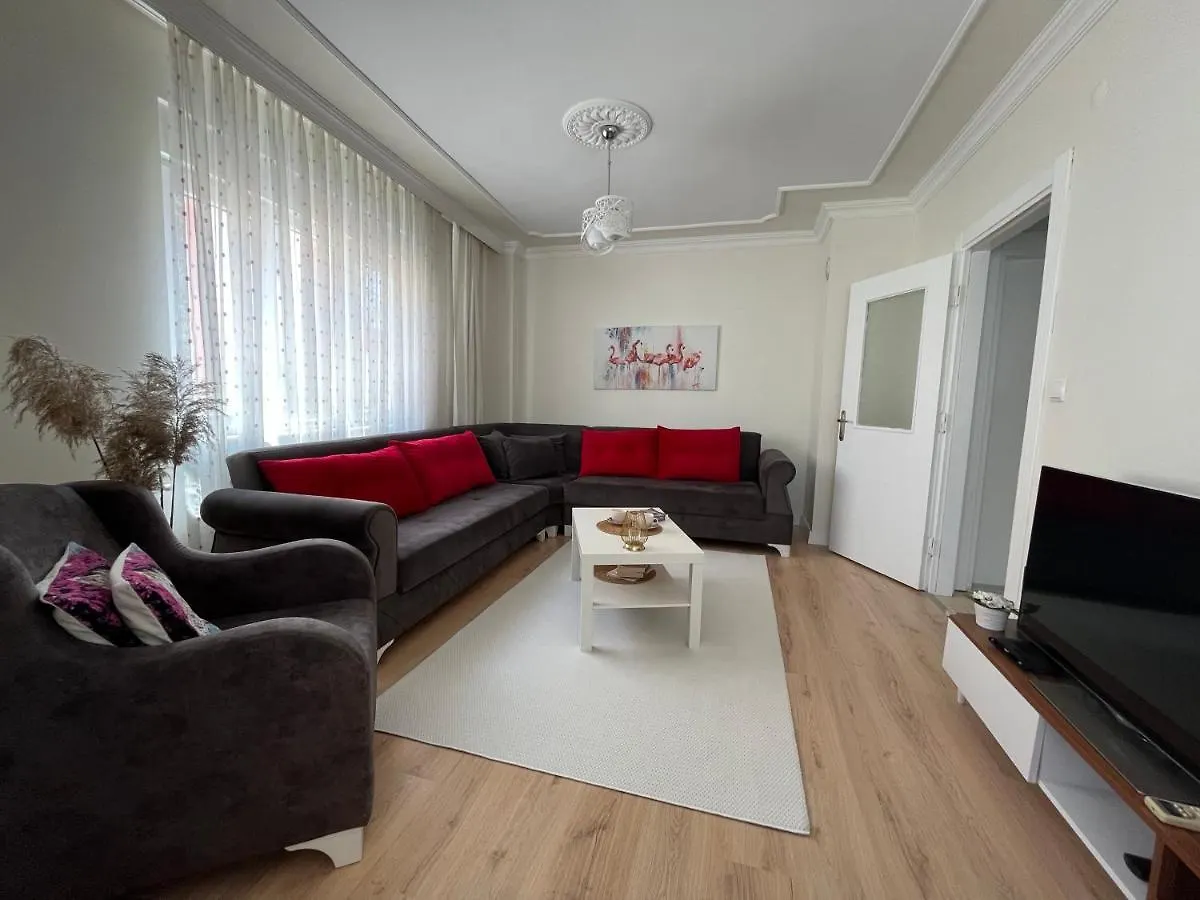Family Apartment In City Center Αττάλεια