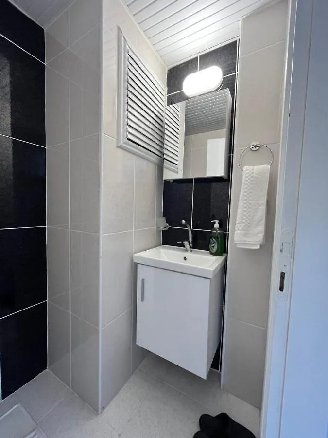 Family Apartment In City Center Αττάλεια