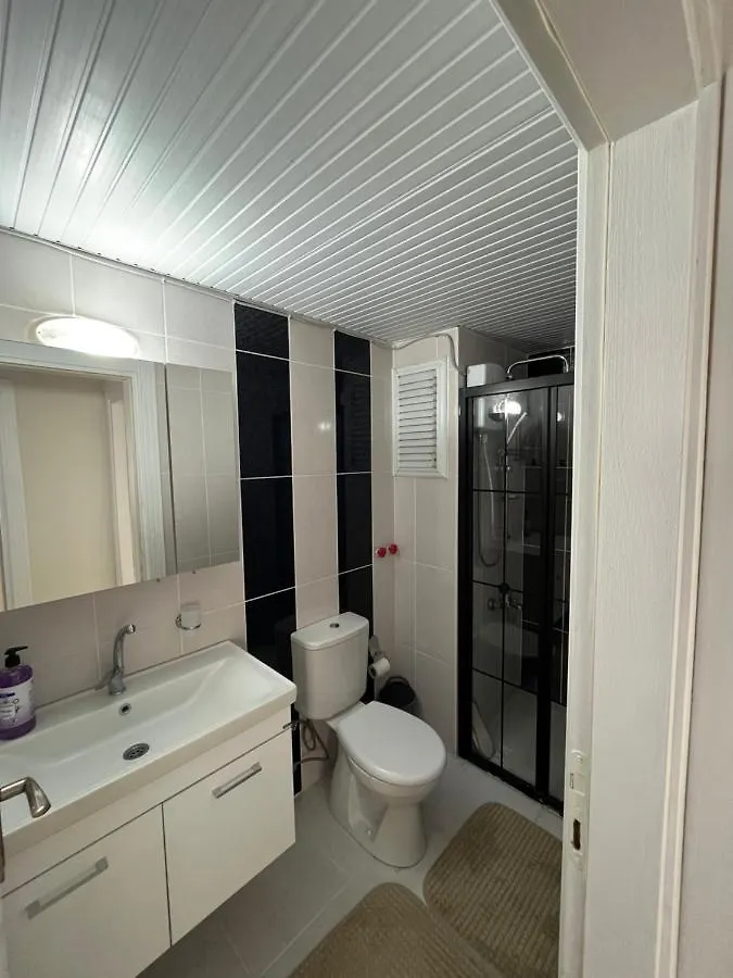 Family Apartment In City Center Αττάλεια